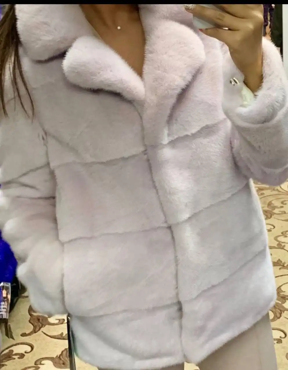 Продажа норковой шубы модели автоледи