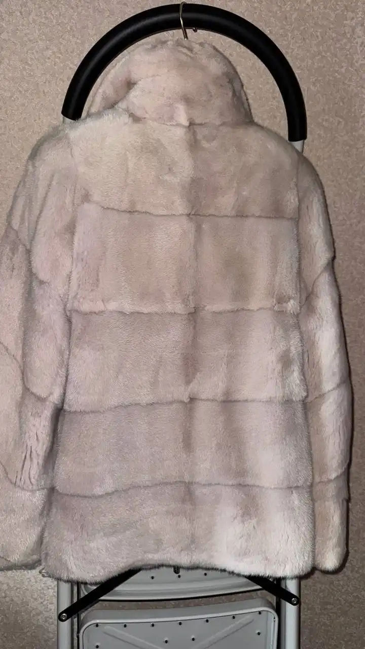 Продажа норковой шубы модели автоледи