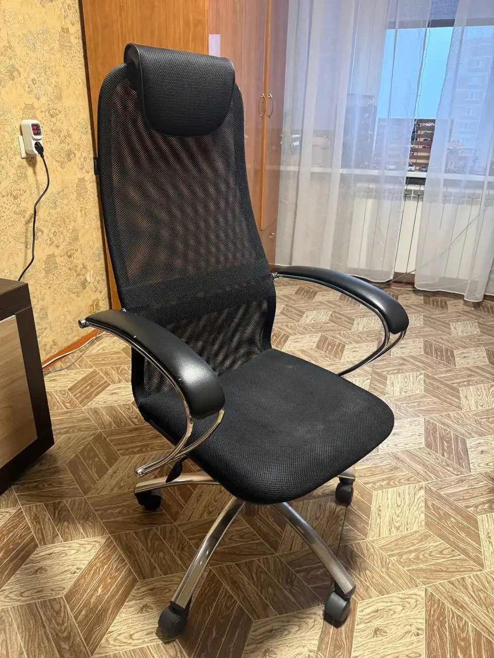 Продам компьютерный стул