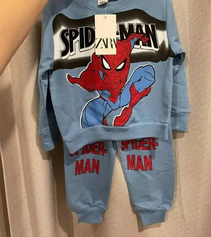 Продам новый костюм Zara