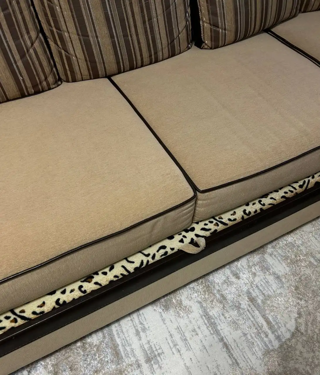 Диван Воронежской фабрики раскладной с коробом для белья