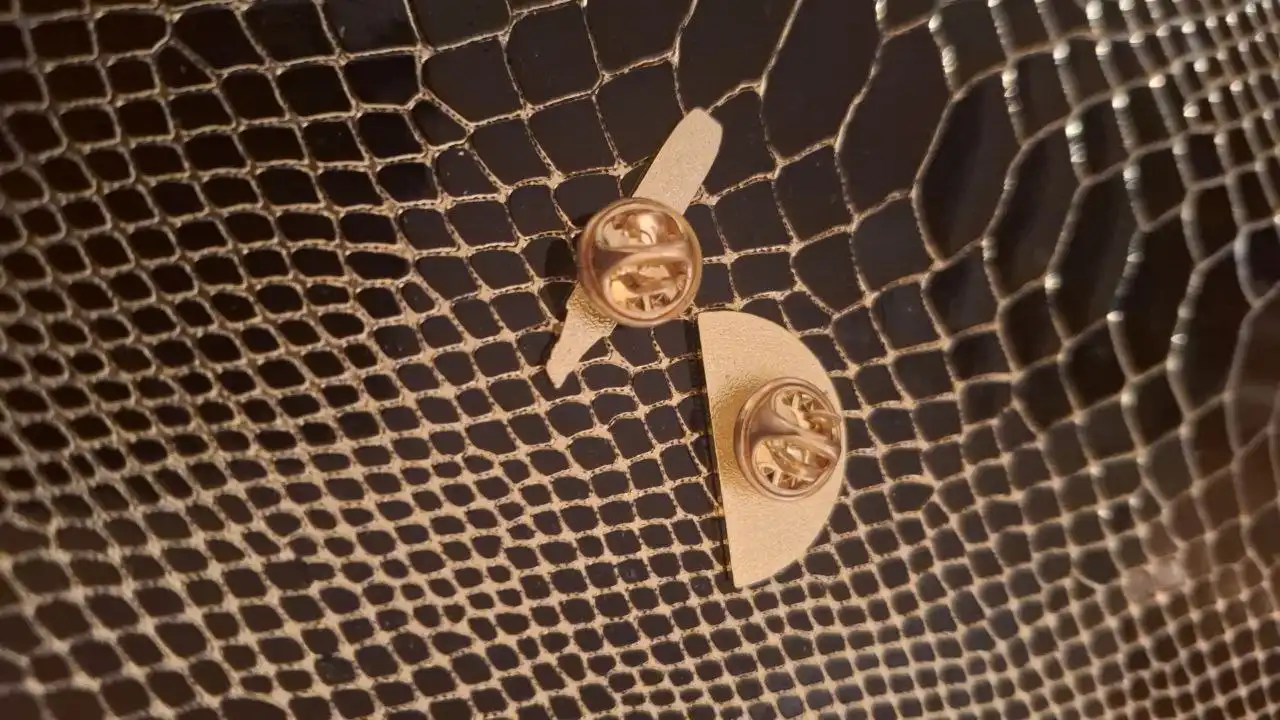 Брошки "транспортир и карандаш"