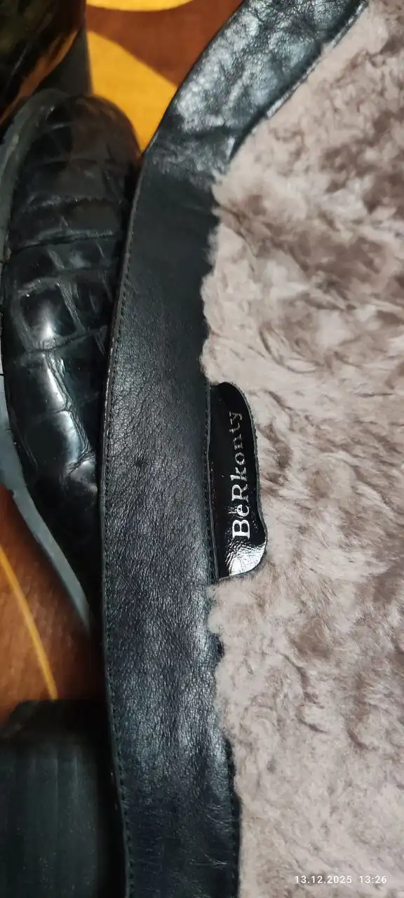 Женские сапоги 37 размера из кожи с натуральной овчиной