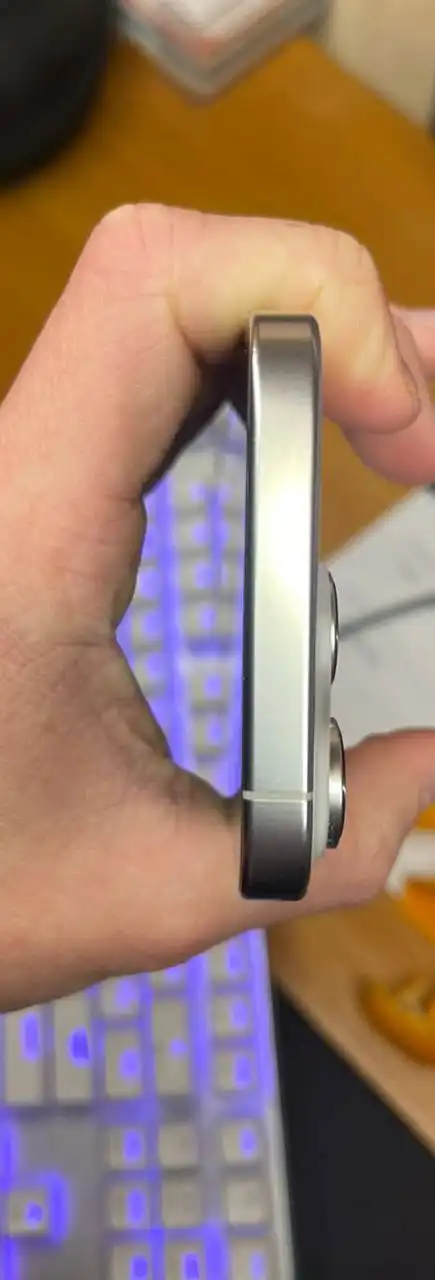 Продам iPhone 16 Pro 256GB