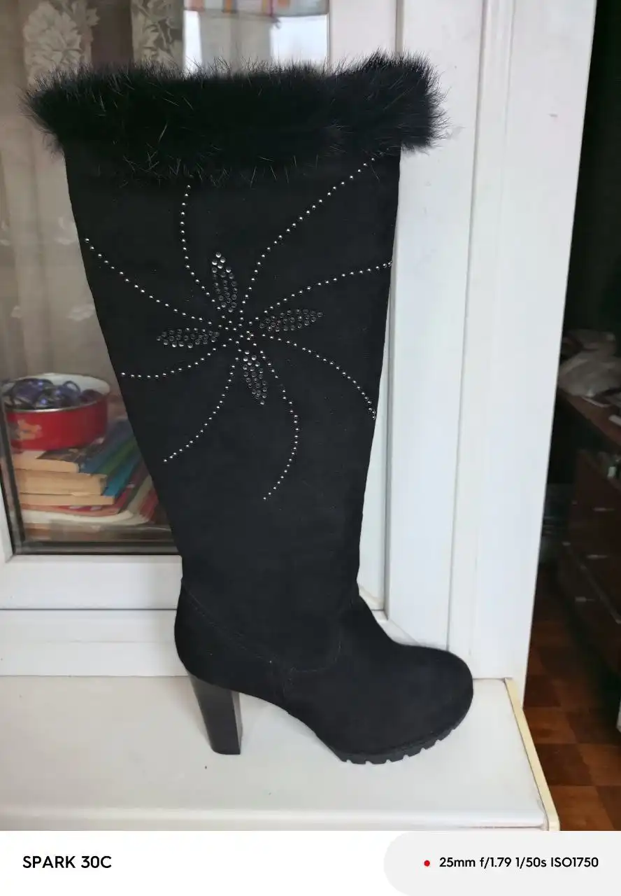 Зимние сапоги велюр 39 синие на овчине и черные