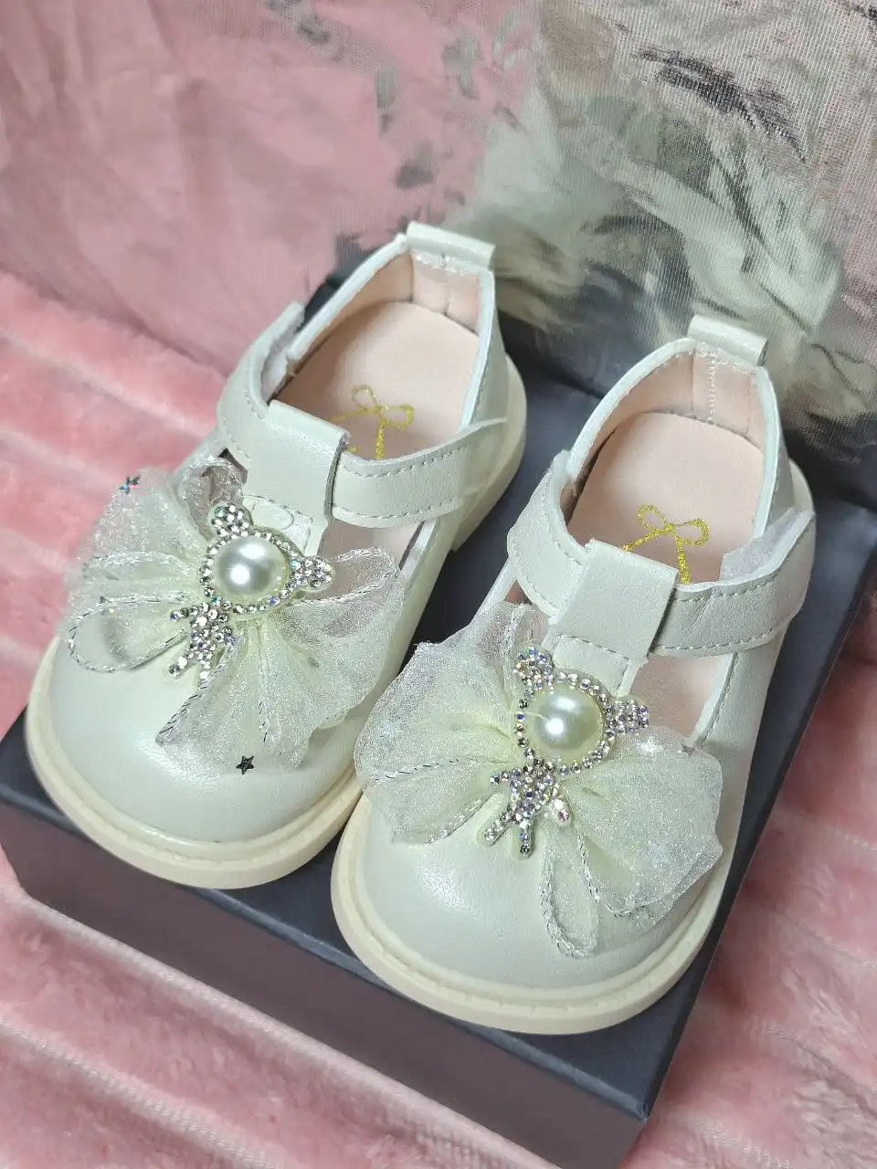 Продам телефон Samsung Galaxy S22