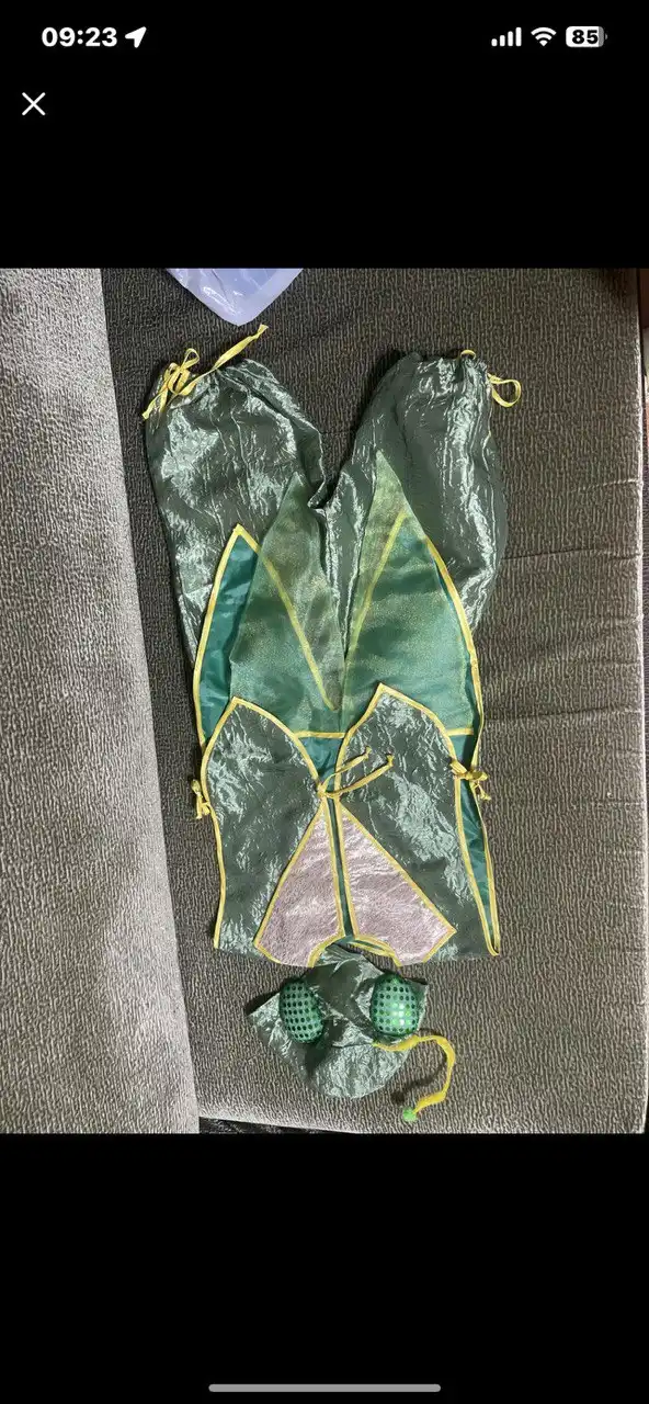 Костюмы новогодние, надеты по 1 разу