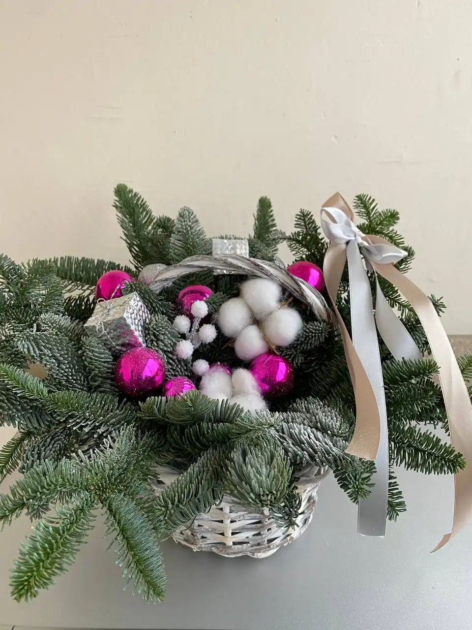 Новогодние композиции из натуральной хвои