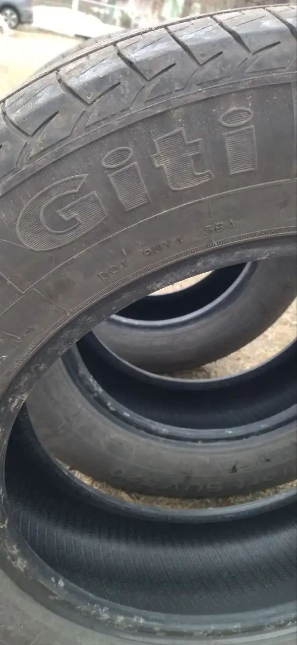 Продам летние шины Giti comfort 225/65/17
