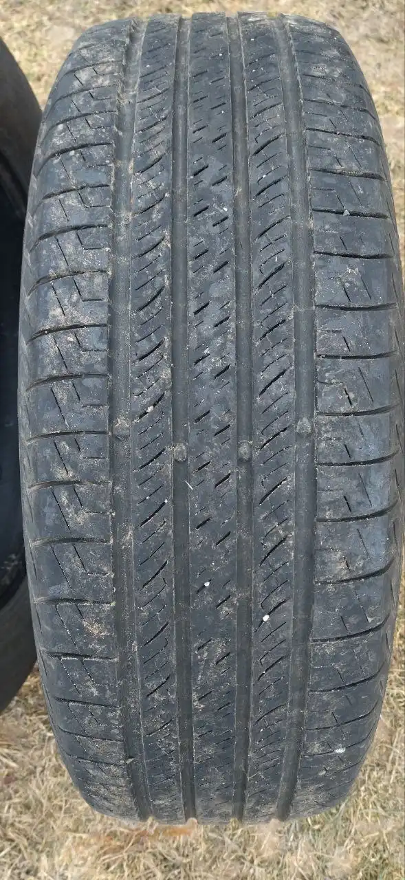 Продам летние шины Giti comfort 225/65/17