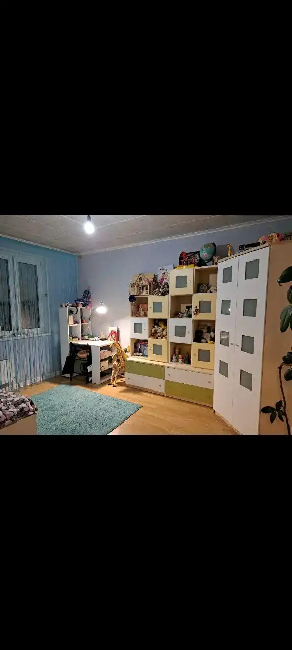 Шкаф в детскую