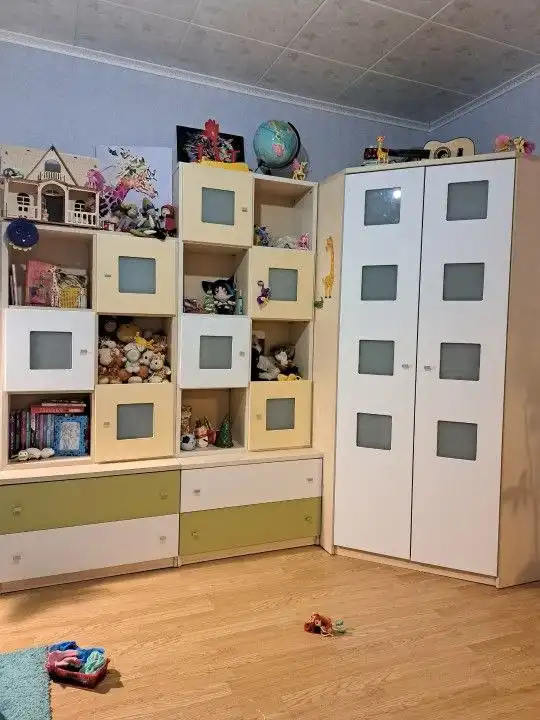 Шкаф в детскую
