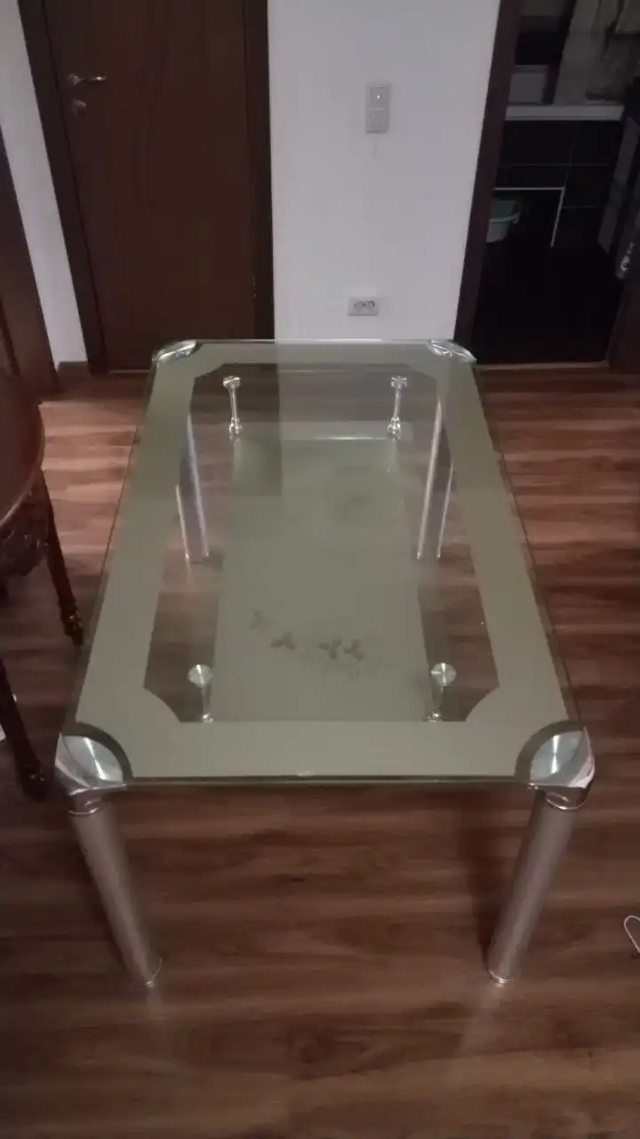 Стол кухонный 130 см