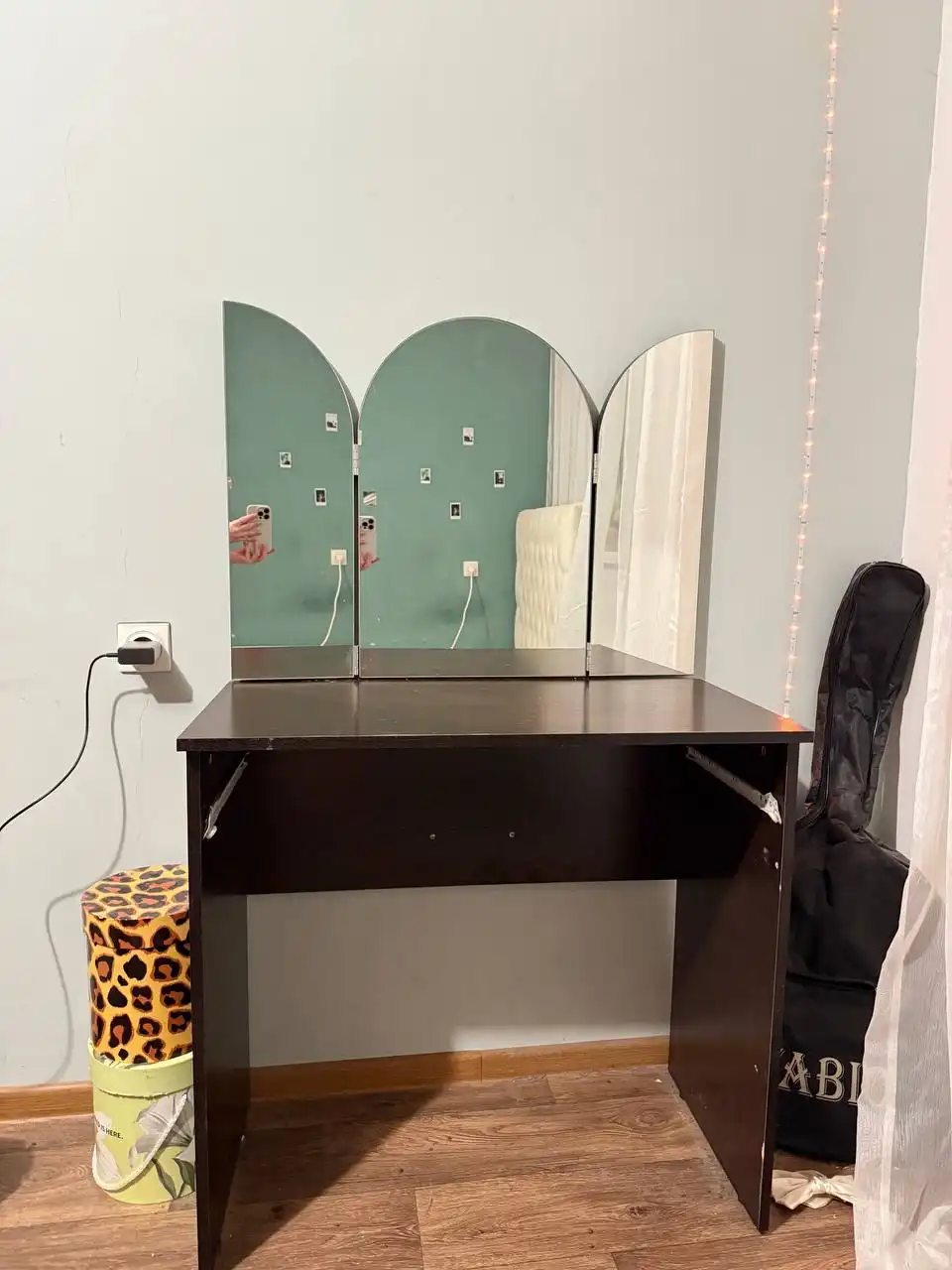 Туалетный столик б/у в хорошем состоянии - Мебель (Для дома и дачи) в Балашиха