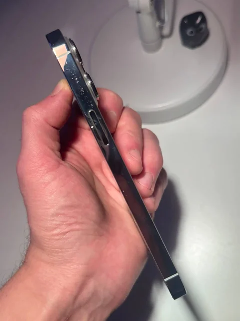 Продам iPhone 13 Pro 128 ГБ с мелкими коцками - частное объявление в Балашиха