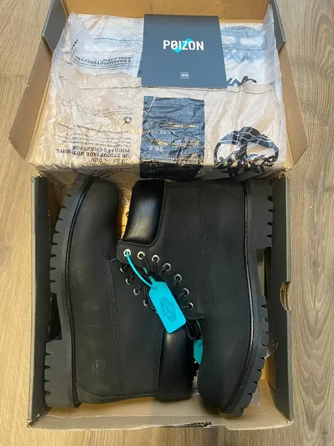 Продам оригинальные ботинки Timberland с Poizon 45 размер - Корсеты и пояса в Балашиха