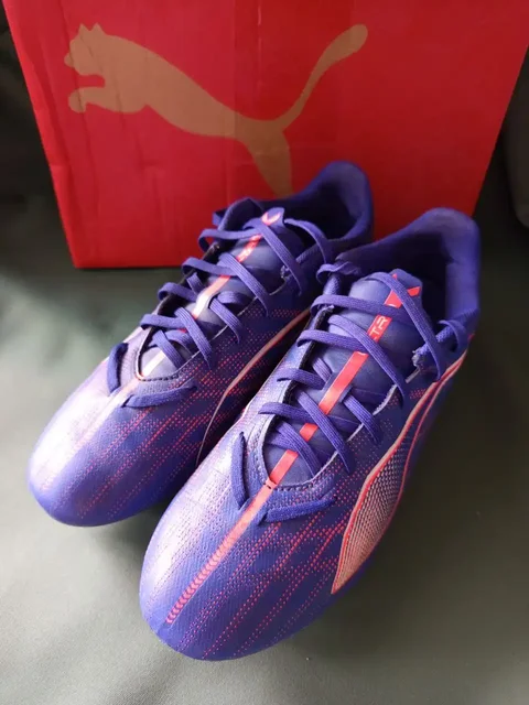 Продажа б/у футбольных бутс подростковых размеров - Куртки в Балашиха