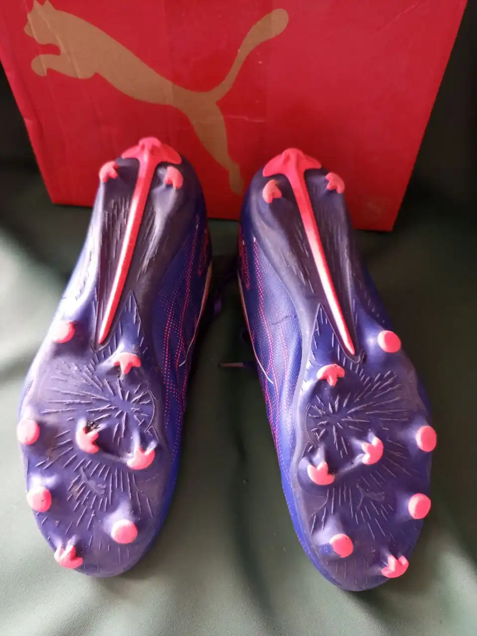 Продажа б/у футбольных бутс подростковых размеров - Обувь (Одежда) в Балашиха