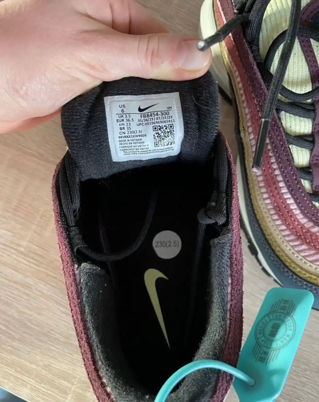 Продажа новых кроссовок Nike Air Max 97 размер 36.5 - Обувь (Одежда) в Балашиха