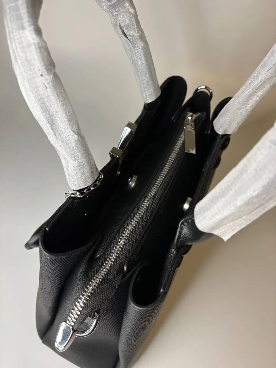 Продам новую сумку из эко кожи с пыльником - Сумки (Барахолка) в Балашиха