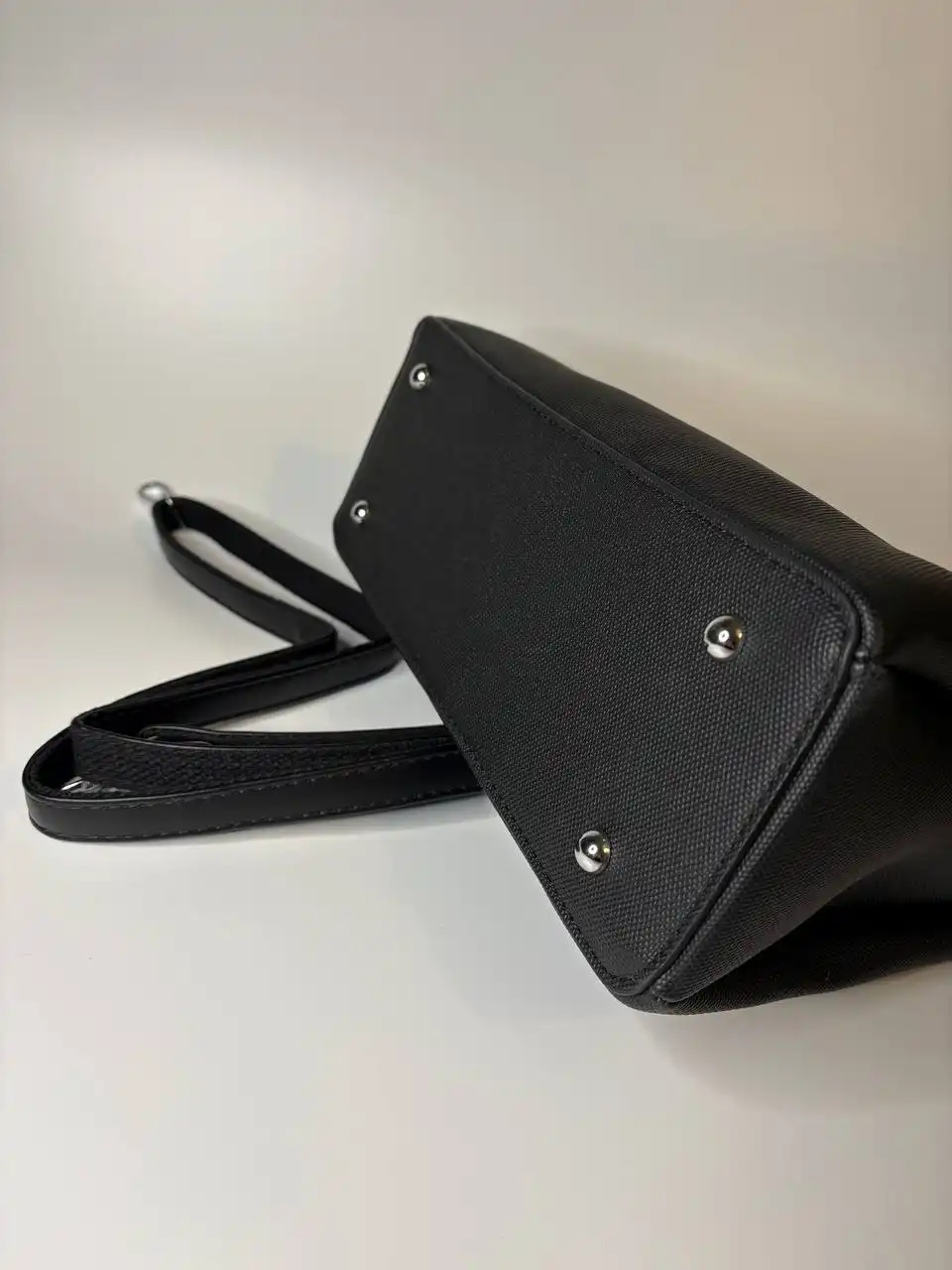 Продам новую сумку из эко кожи с пыльником - Сумки (Барахолка) в Балашиха