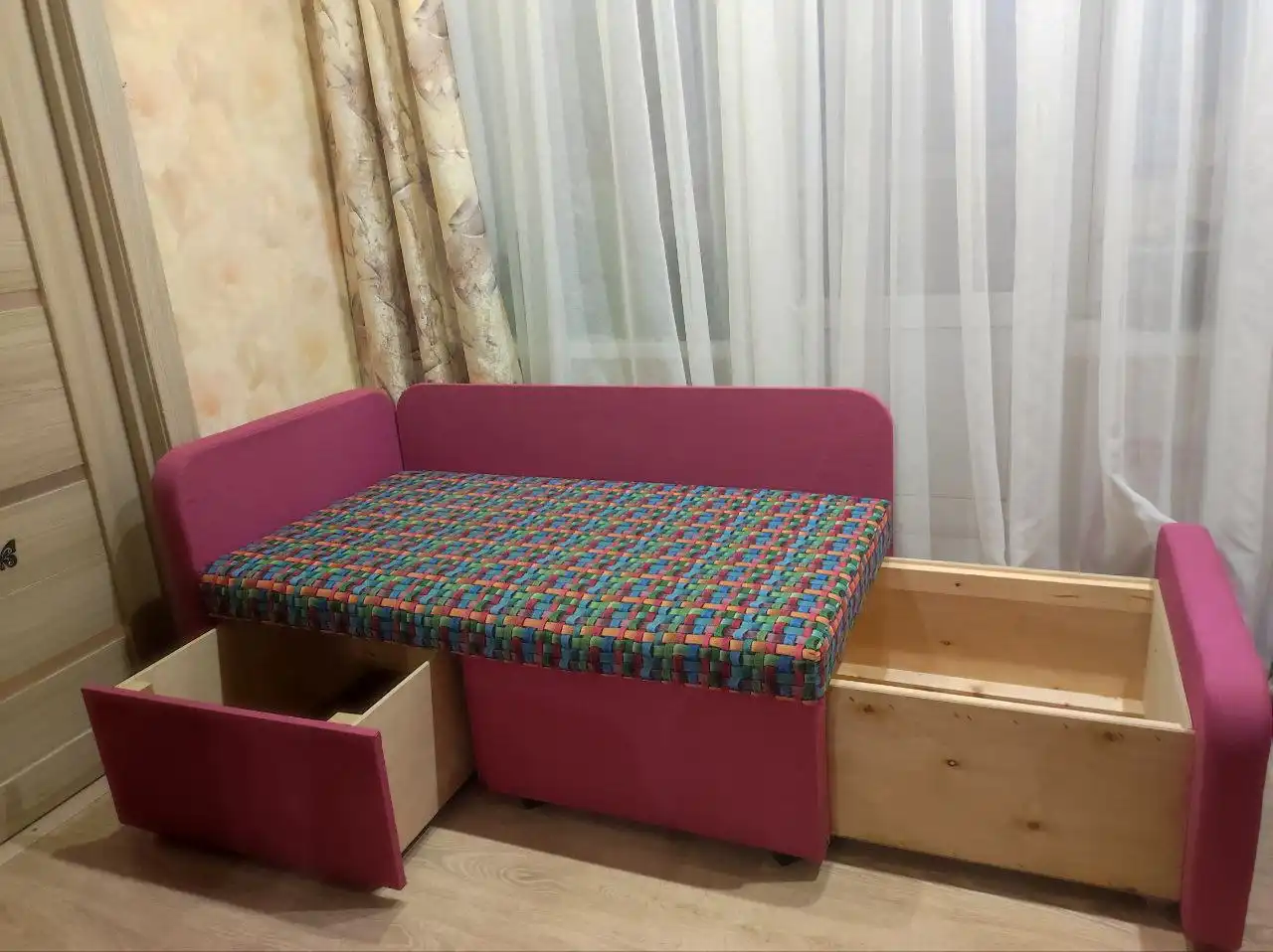 Два компактных дивана-тахты с ящиками - Мебель (Барахолка) в Балашиха