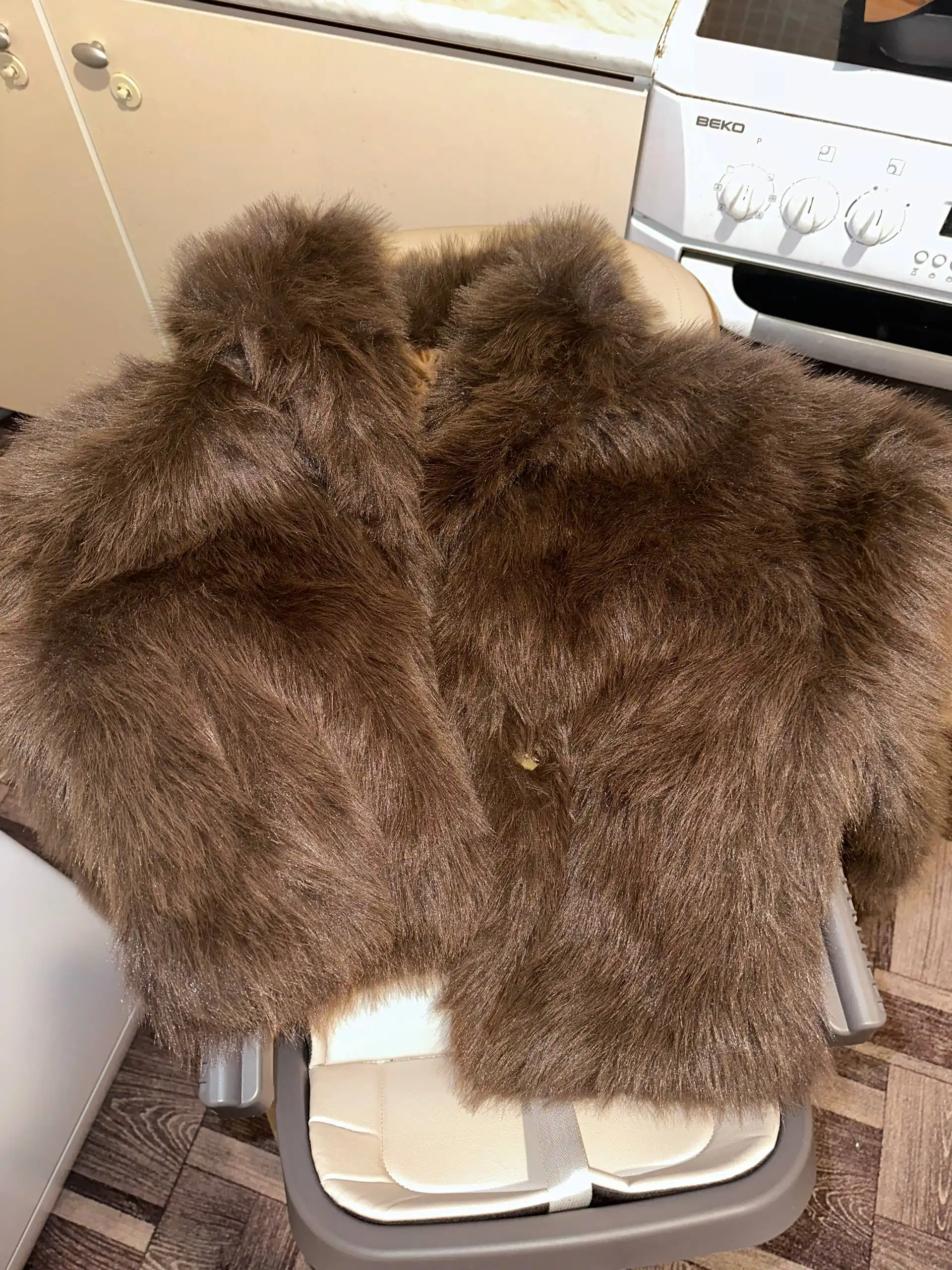 Продам шубу новую с биркой размер S - Верхняя одежда (Одежда) в Балашиха