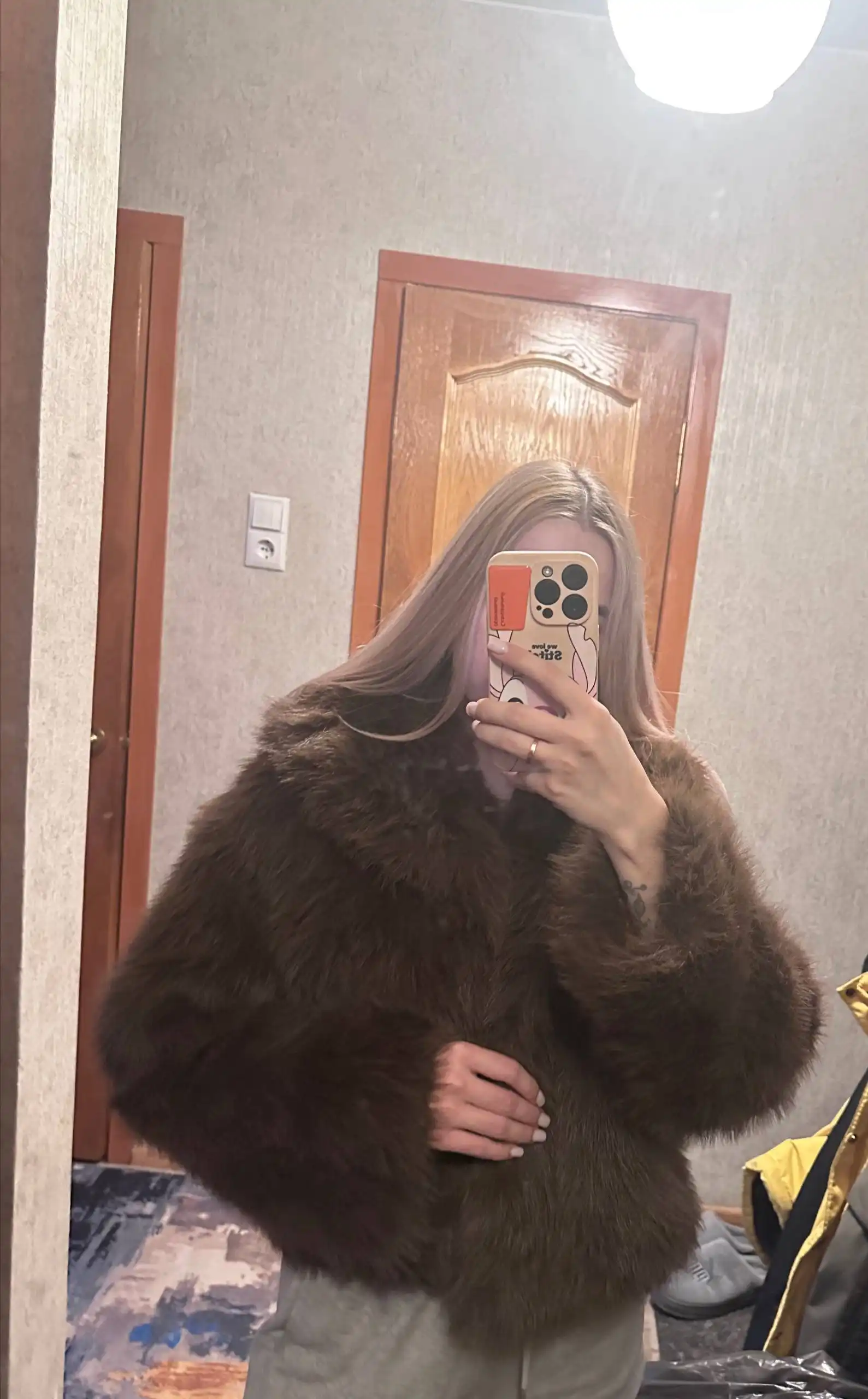 Продам шубу новую с биркой размер S - Верхняя одежда (Одежда) в Балашиха