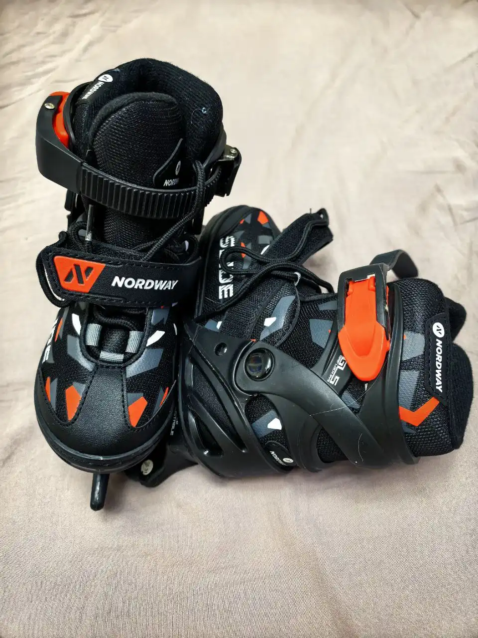 Детские раздвижные коньки размер 26-31 - Спортивные товары (Барахолка) в Балашиха