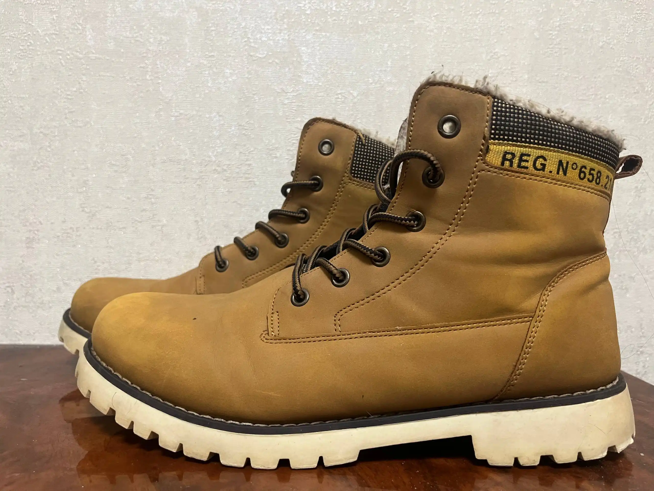 Кроссовки exploration зимние 43 размер - Обувь (Одежда) в Балашиха