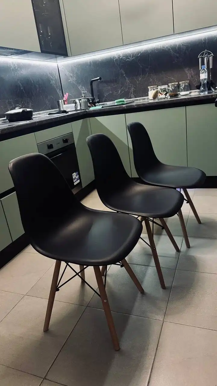 Продажа кухонных стульев 4 шт - Мебель (Для дома и дачи) в Балашиха