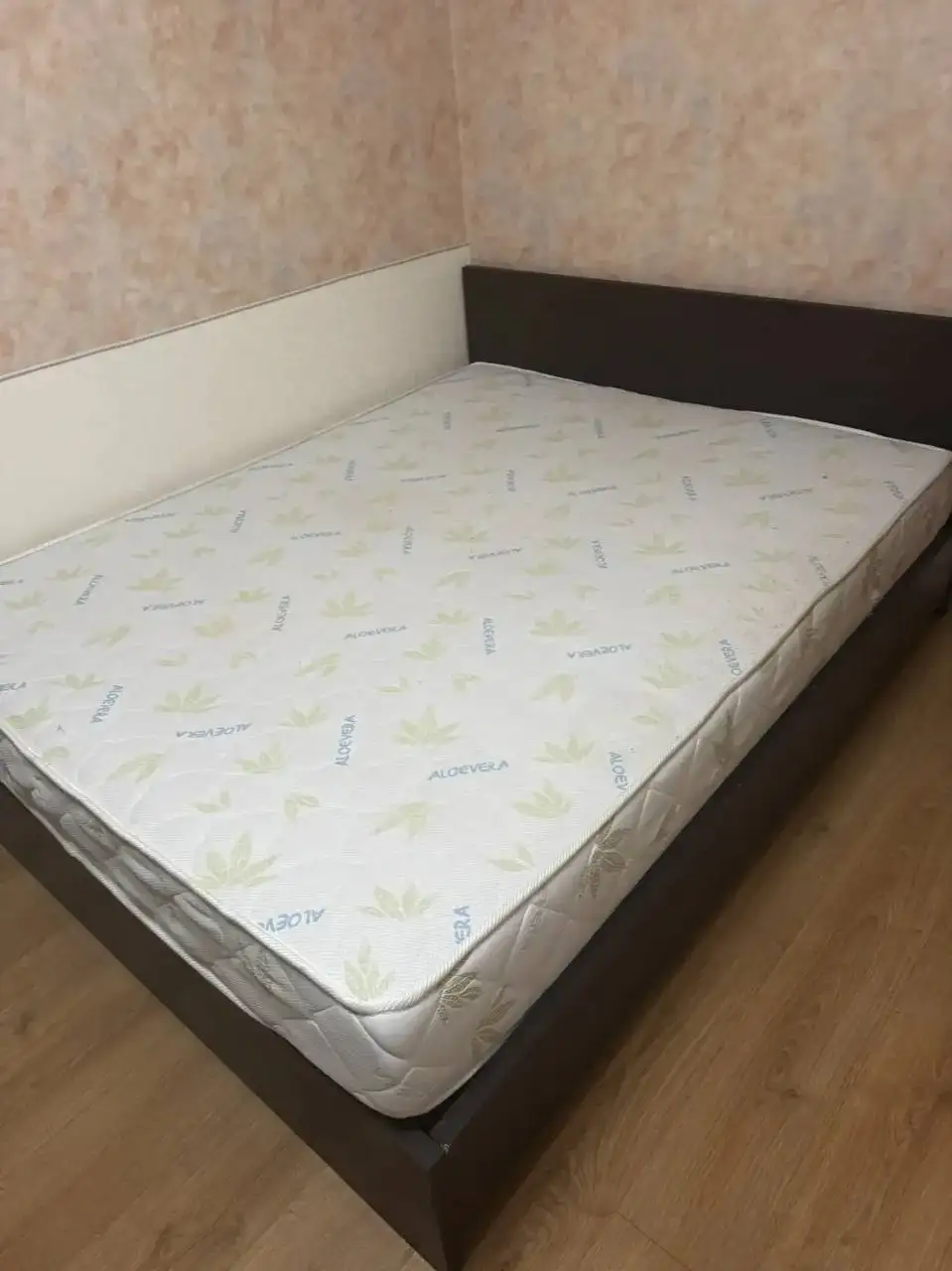 Продается кровать 160x200 с ортопедическим матрасом - Мебель (Барахолка) в Балашиха