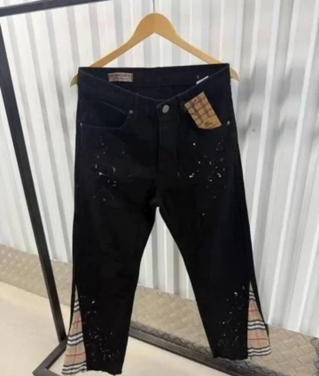 Продажа джинсов Flared Barberry - Джинсы (Одежда) в Балашиха