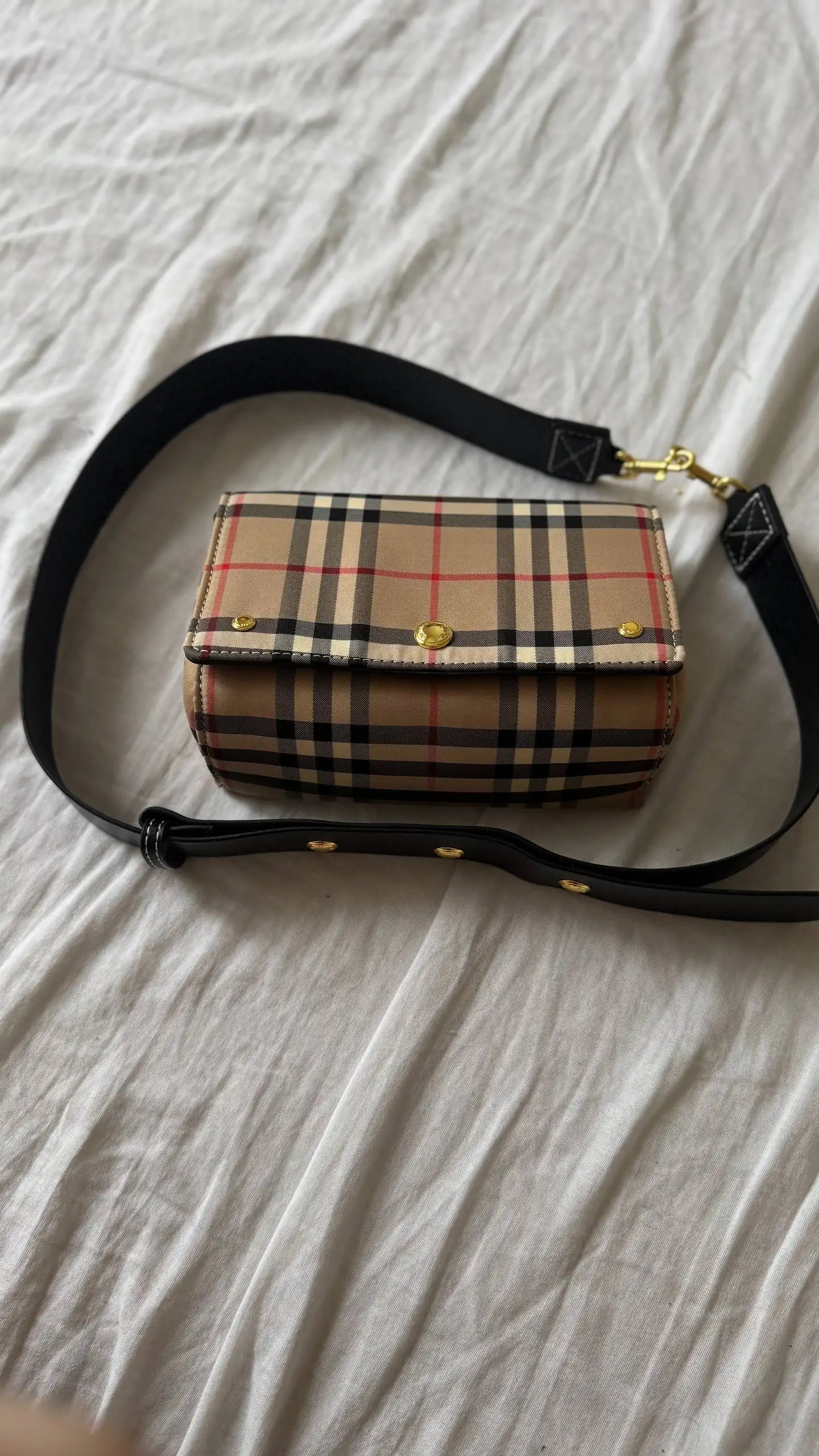 Сумка Burberry через плечо - Сумки (Одежда) в Балашиха