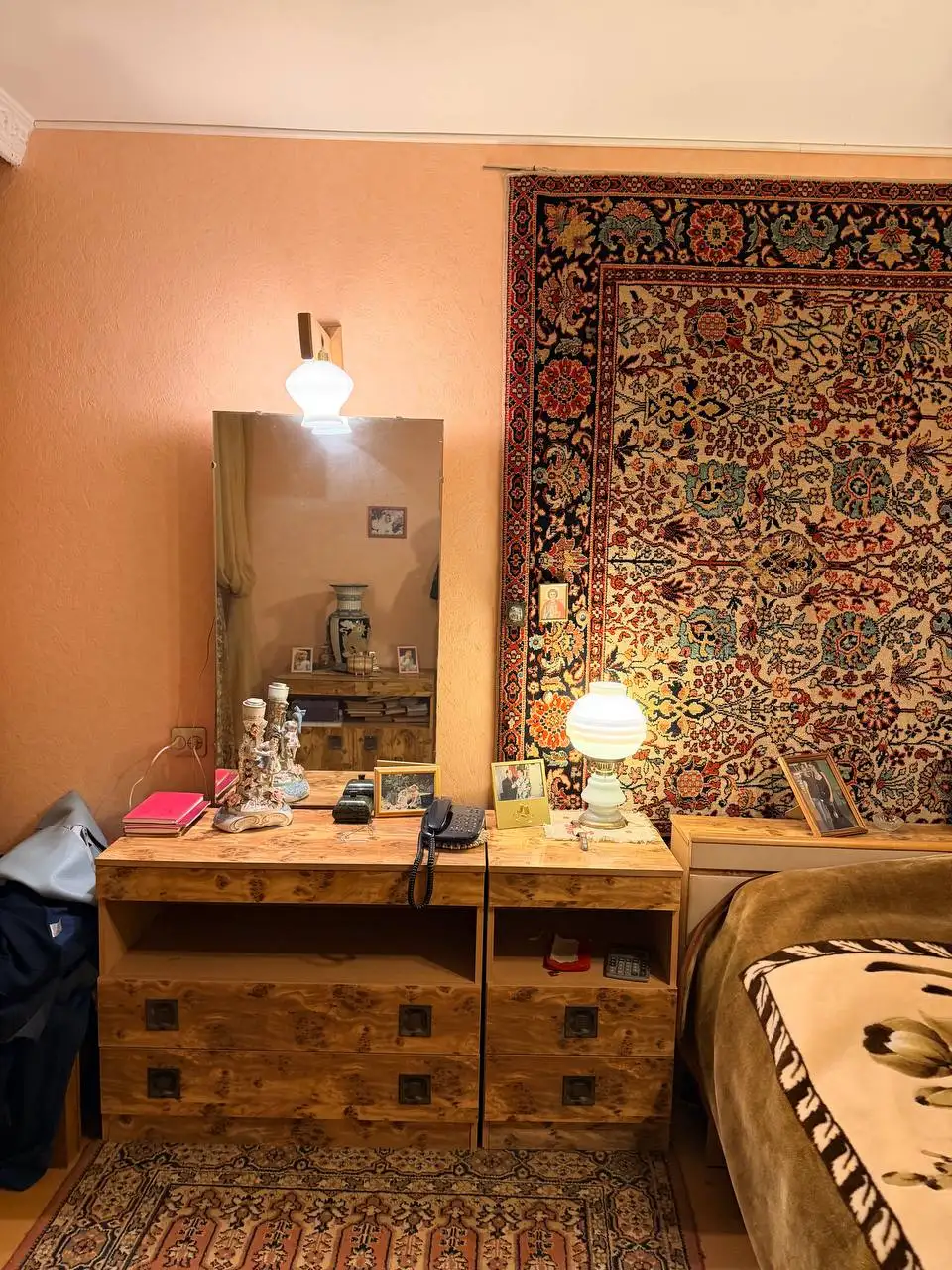 Спальный гарнитур с кроватью 140х200, шкафами, столиком и тумбами - Мебель (Для дома и дачи) в Балашиха