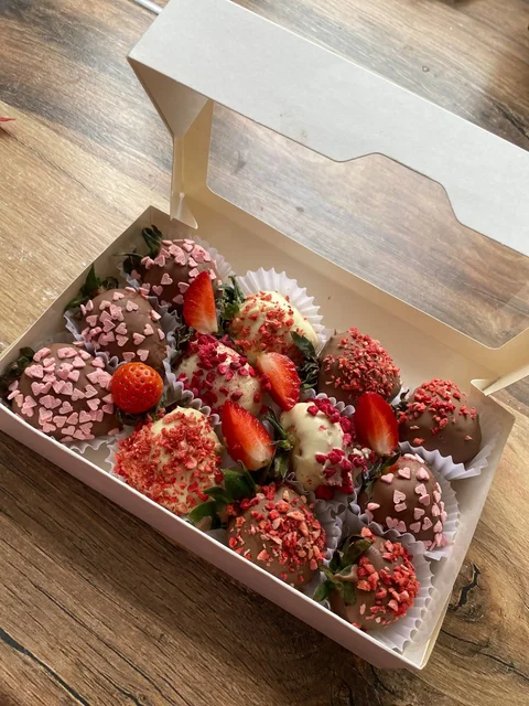 Предзаказ клубники, банана и голубики в шоколаде к 23 февраля - Еда и напитки в Балашиха