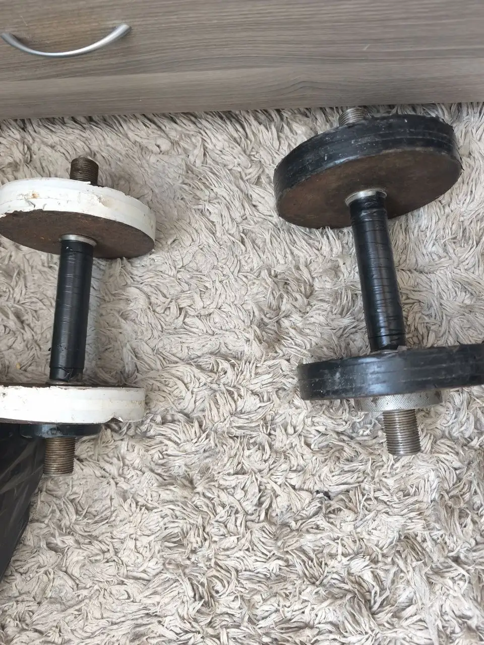 Гантели 9кг - Спорт и фитнес (Хобби и отдых) в Балашиха