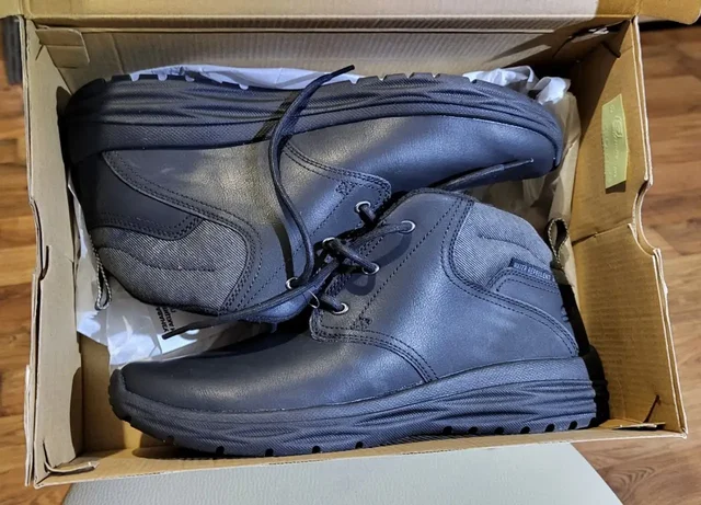 Кроссовки SKECHERS новые размер 44 - Женская одежда и обувь в Балашиха