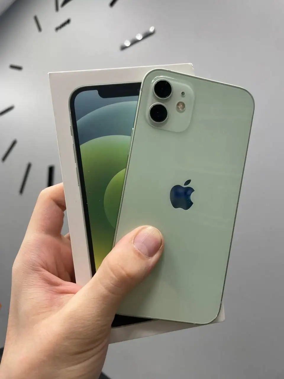 Продам iPhone 11/12 - Смартфоны и телефоны (Электроника) в Балашиха