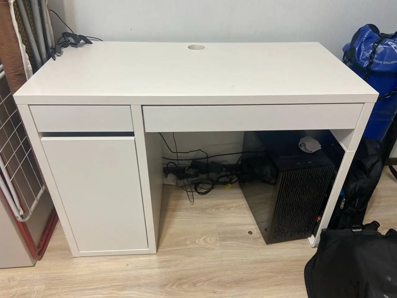 Продажа шкафов и письменного стола - Мебель (Для дома и дачи) в Балашиха