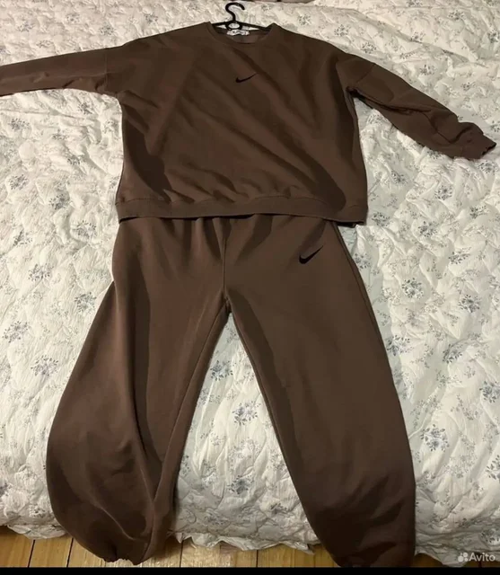 Костюм на весну отличного качества - Нижнее белье/Носки в Балашиха