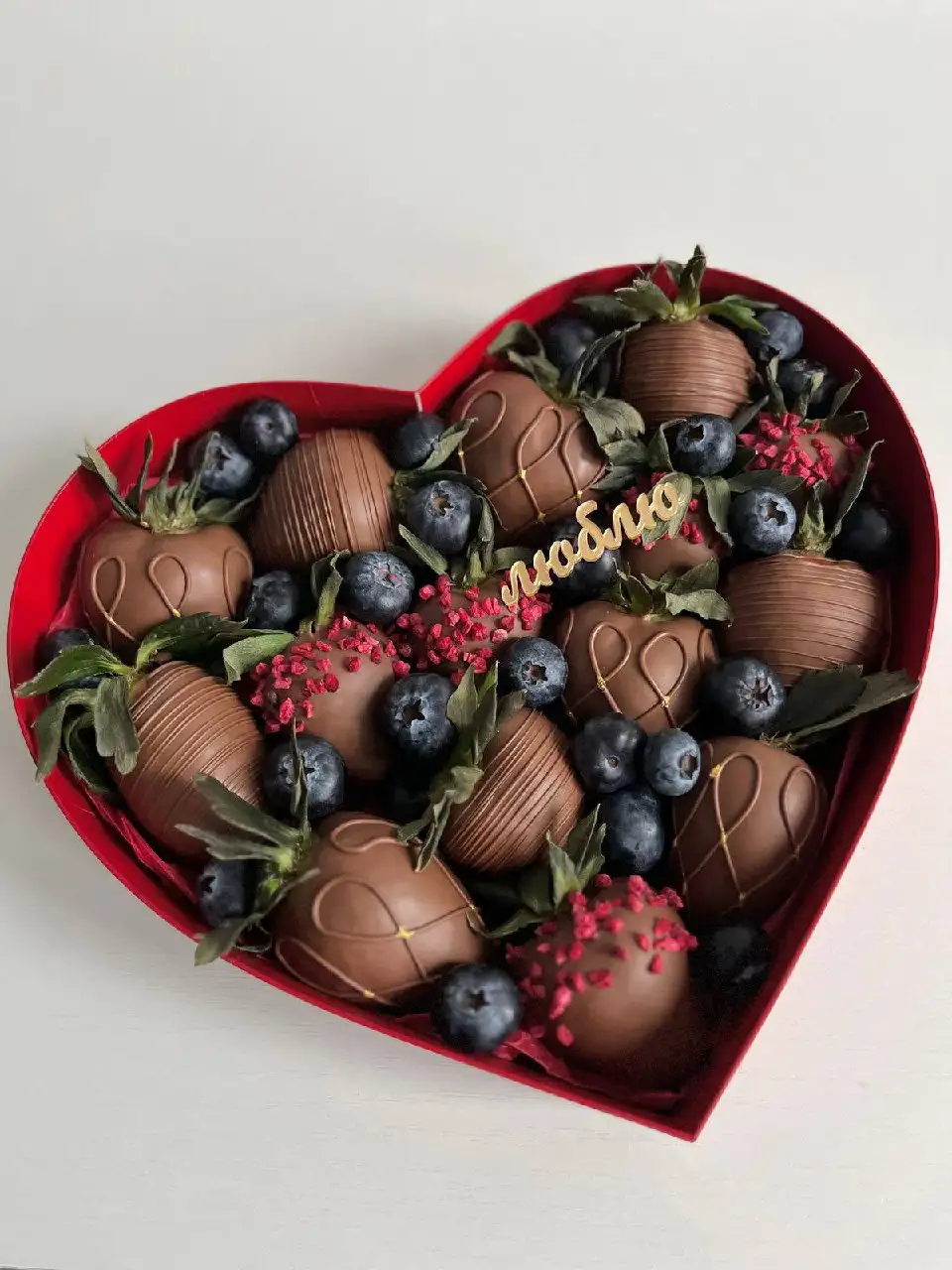 Клубника в шоколаде Barry Callebaut с доставкой по Москве - Продукты питания (Барахолка) в Балашиха