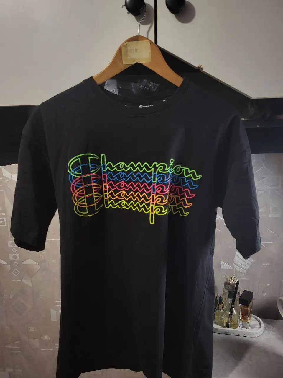Футболка чёрная Champion размер М - Футболки (Одежда) в Балашиха