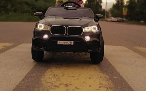 Детский электромобиль BMW X6 - Постельное белье в Балашиха