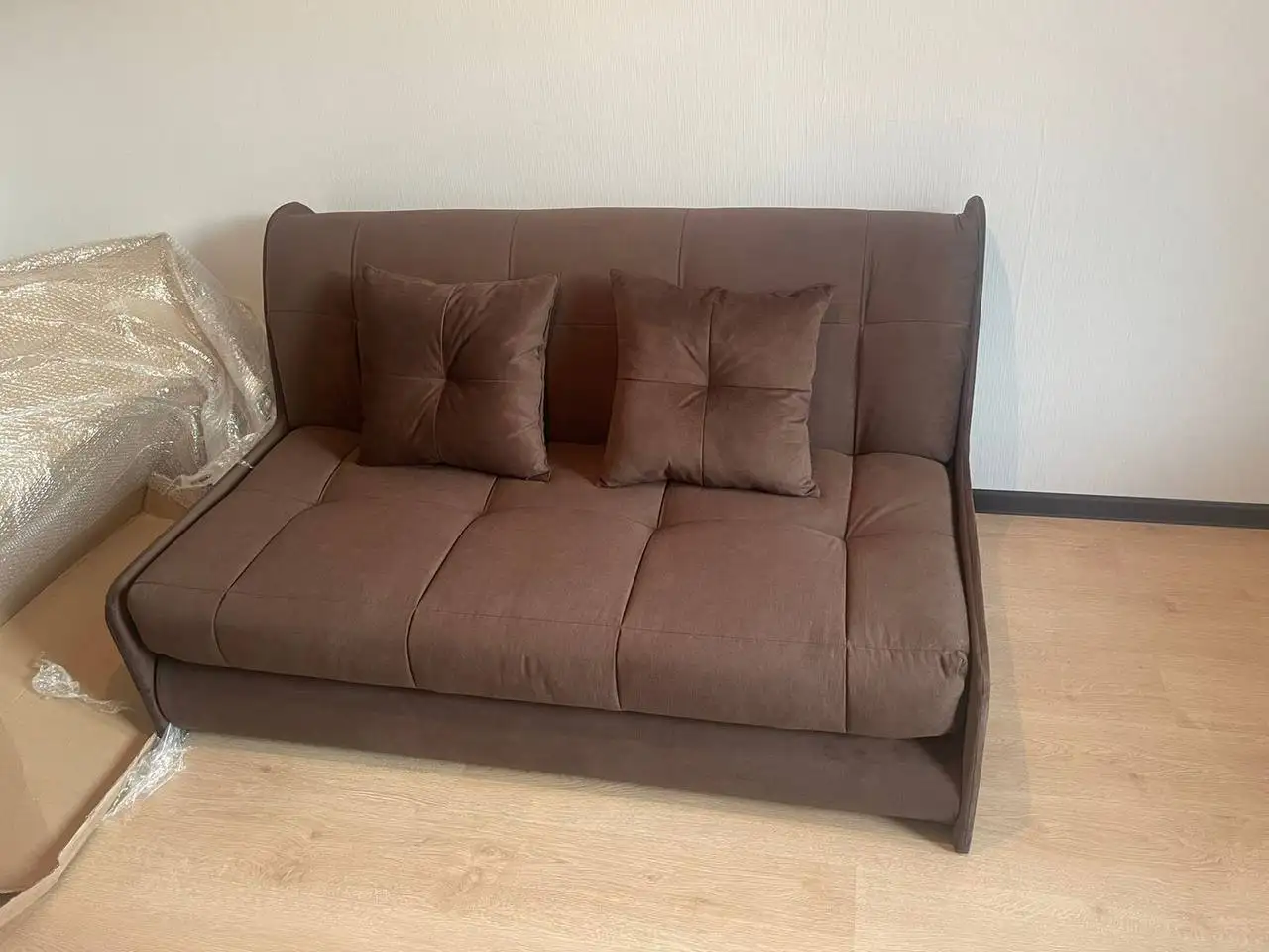 Продается диван 150х102 - Мебель (Для дома и дачи) в Балашиха