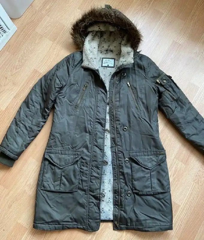 Продам парку женскую р.46-48, б/у в хорошем состоянии - Верхняя одежда (Одежда) в Балашиха