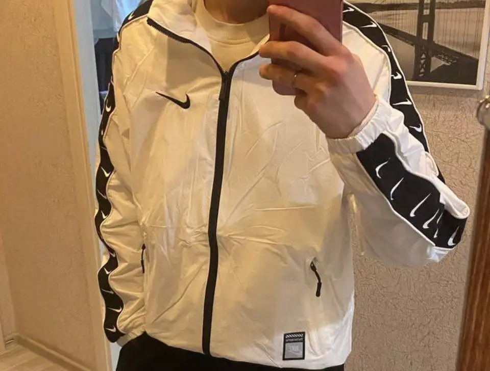 Ветровки Nike с вышивкой - Ветровки (Одежда) в Балашиха