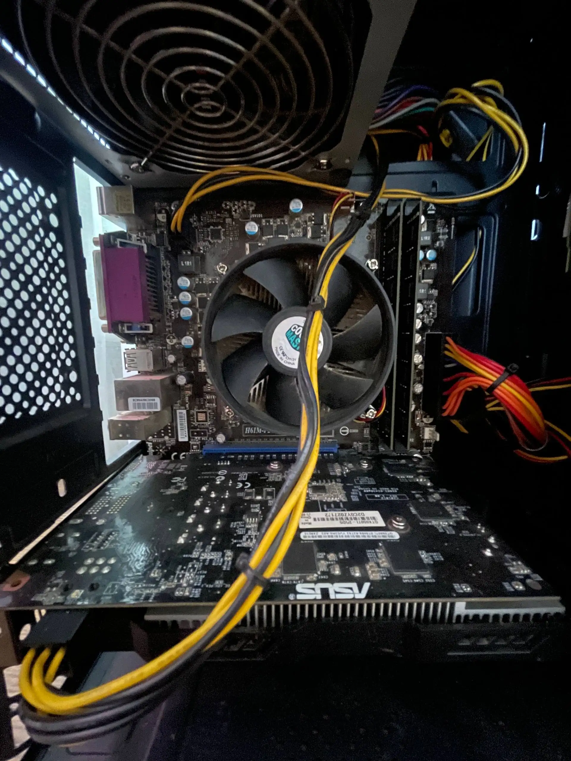 Продается комплект: системный блок и монитор - Компьютеры и комплектующие (Электроника) в Балашиха