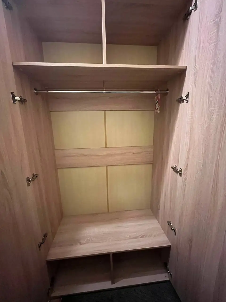 Шкаф и диван за символическую плату в Балашихе - Барахолка в Балашиха