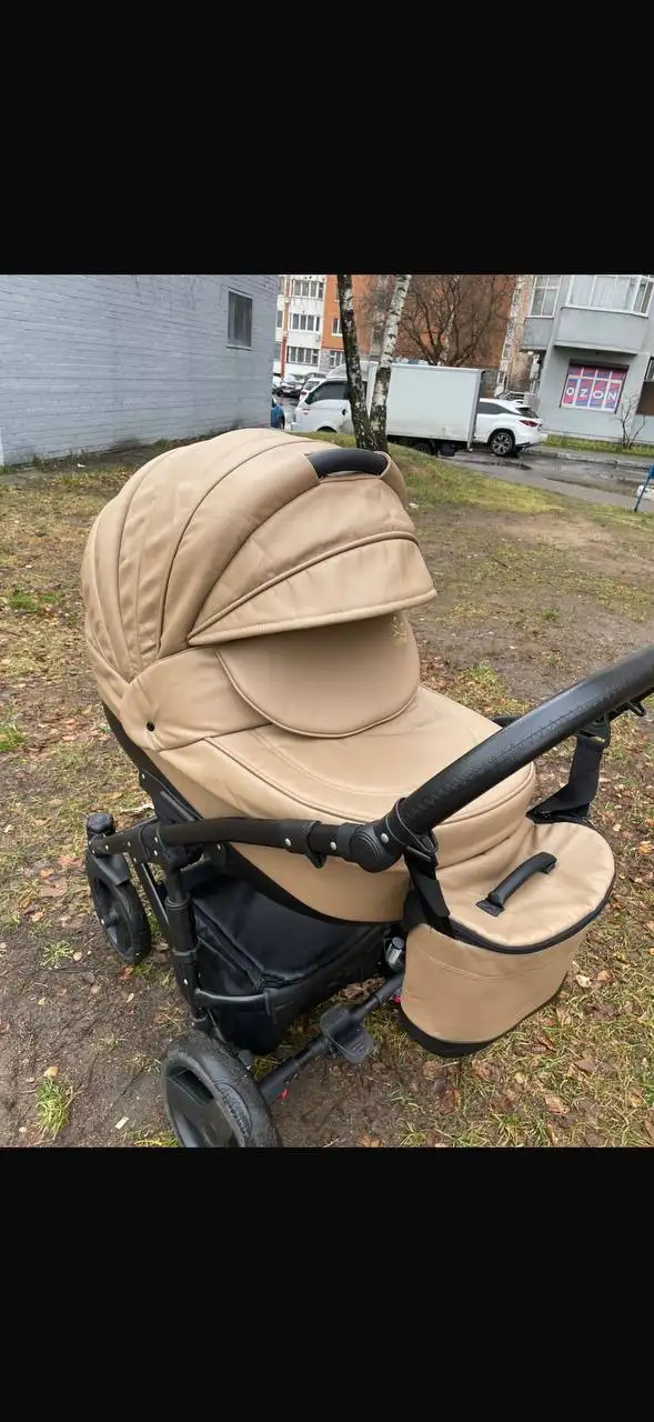 Коляска 2 в 1 с прогулочным блоком и аксессуарами - Коляски (Товары для детей) в Балашиха